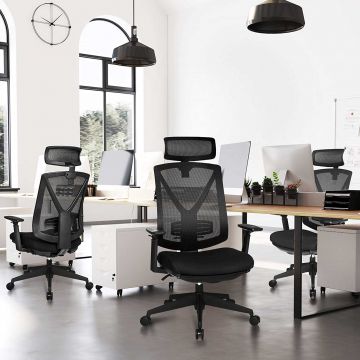 Songmics Ergonomischer Bürostuhl mit Fußstütze - Schwarz, 150 kg belastbar, höhenverstellbar und mit Wippfunktion
