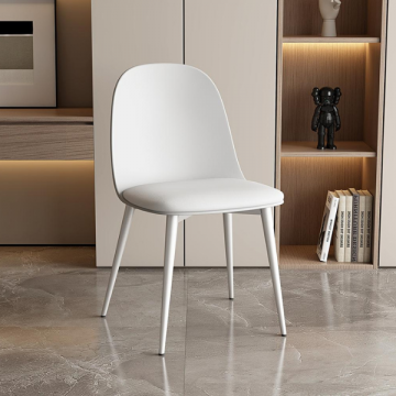 weißer Stuhl 'Jasmin' aus Polypropylen mit PU-Sitz | Metallbeine | H81 x B51 x T44 cm